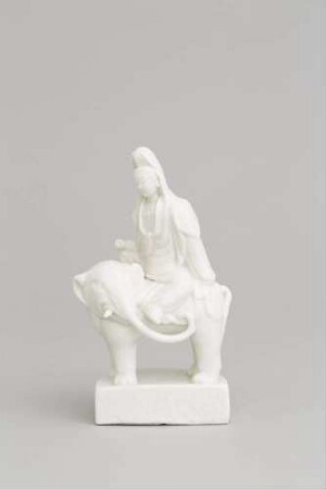 Guanyin 觀音 auf Elefant