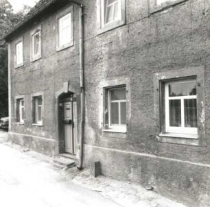 Colditz, Rochlitzer Straße 10. Wohnhaus (E. 18. Jh.). Straßenansicht