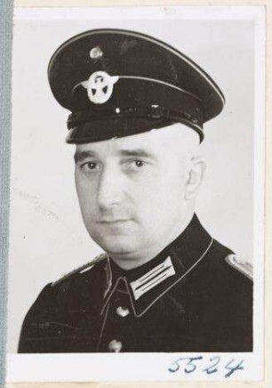 Hermann Brune, Oberfeuerwehrmann, Berufsfeuerwehr