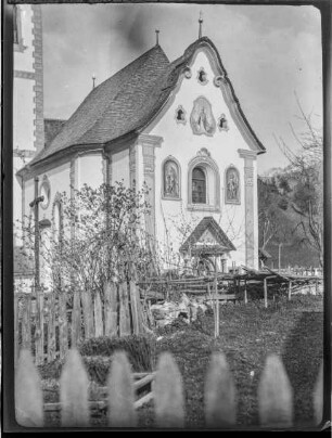 Kirche, Ansicht vom Westen