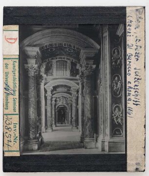 Rom, St. Peter: Seitenschiff