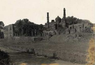 Lucknow (Lakhnau), Indien. Ruinen einer alten islamischen Moschee aus dem Mogulenreich
