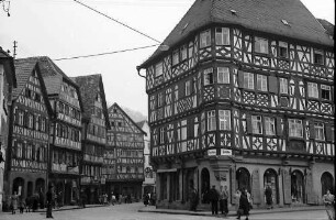 Mosbach: Marktplatz mit Fachwerkhäusern