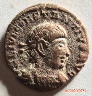 Römische Münze, Nominal Follis, Prägeherr Constantius II., Prägeort Trier, Original