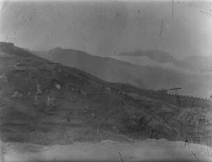 Chinesische Mauer : Vermutlich ein Abschnitt der chinesischen Mauer