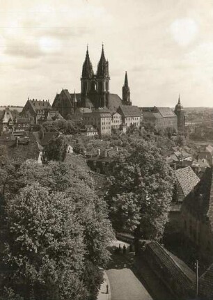 Meißen, Burgberg mit Dom und Albrechtsburg vom Dach der Fürstenschule