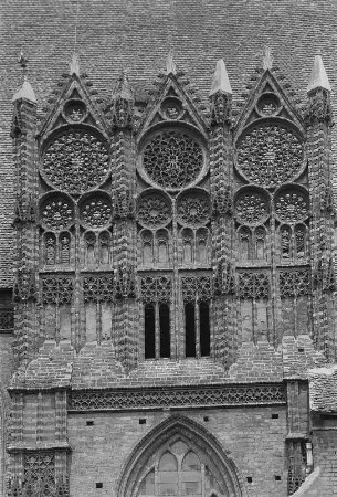 Brandenburg. Pfarrkirche St. Katharinen (1401/1434), freistehender Giebel der Marienkapelle an der Nordseite