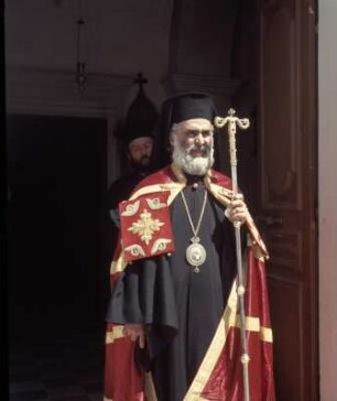 Kreta. Kretische Metropolis vor einem Festgottesdienst. P63