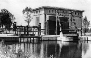 Kraftwerk Lewitz an der Müritz-Elde-Wasserstraße