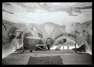 Schloß; Treppenhaus, ausgedecktes Deckenbild