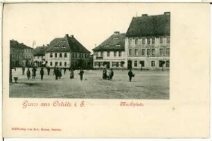 Ostritz. Marktplatz mit Menschen