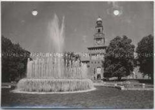 Milano, Der Torre Filarete mit dem Eingangstor zum Castello Sforzesco
