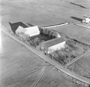 Hof (Hauptstraße 15): Luftbild: im Hintergrund Einmündung der Straße Manhagen