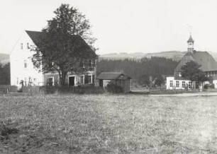 Ortsteilansicht mit Schule