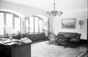 Freiburg: Rathaus, Amtszimmer des Oberbürgermeisters, mit Fenster