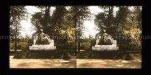 Denkmal Anonymus im Stadtwäldchen Varosliget, Budapest