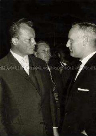 Willy Brandt im Gespräch