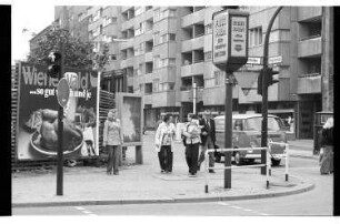 Kleinbildnegativ: Kochstraße, 1975