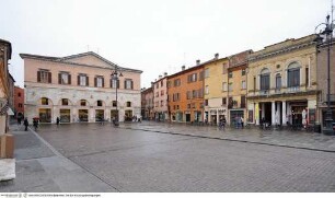 Piazza Trento e Trieste & Piazza delle Erbe