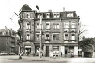 Dresden-Löbtau. Wohn-und Geschäftshaus, Kesselsdorfer Straße 64/Ecke Malterstraße, um 1900. Straßenfront