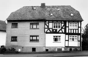Ehringshausen, Ulmer Straße 7, Ulmer Straße 9
