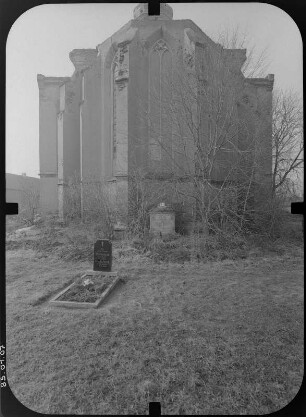 Schönwölkau-Wölkau-Kleinwölkau. Pfarrkirche (1676-1688, Gewölbeeinsturz 1969). Ansicht von Osten