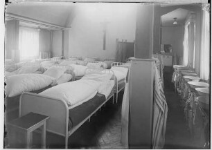 Altersheim in Gammertingen; Schlafsaal der Erlenbacher Schwestern, 1928-1991 im Kreisaltersheim tätig (Klausur genannt)