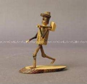 Holzfiguren Diorama zur Landwirtschaft (Figur mit Hammer)