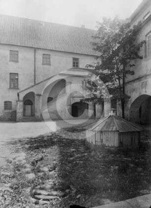 Innenhof von Schloss Neuenburg