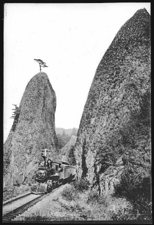 Oregon. Pillars of Hercules, Columbia River,Oregon
