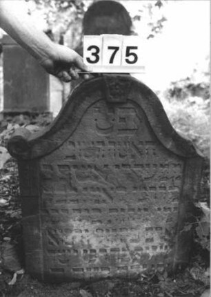 Grabstein 375