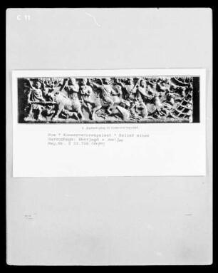 Relief eines Sarkophags: Eberjagd