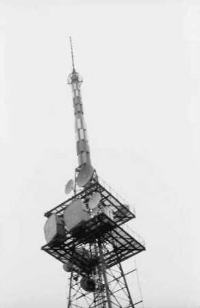 Kaiserstuhl: Fernsehsender Freiburg auf dem Totenkopf