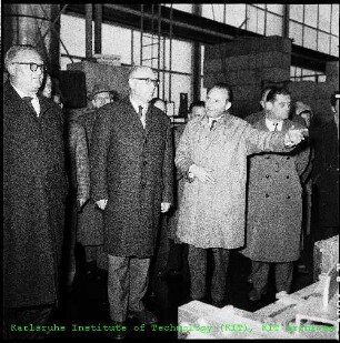 Besuch von Fritz Erler (SPD-Mitglied des Deutschen Bundestages (MdB)) am Kernforschungszentrum Karlsruhe (KfK)