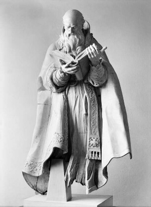 Heiliger Ambrosius : Balthasar Permoser (1651-1732): Heiliger Ambrosius. Holz, weiß gefaßt; H. ca. 2,50 m, 1725