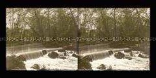 Wasserfall im englischen Garten, München