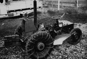 Schlepper Fahr/Stockach (?) mit Anbaupflug