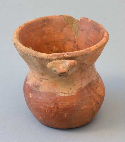 Clay vessel