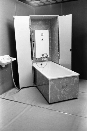 Basel: Bad im Schrank