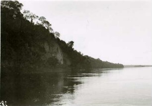 Sandstein-Hochufer am Río Paraná, Mato Grosso do Sul