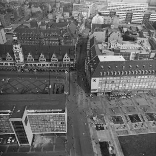 Südlicher Marktplatz und Grimmaische Straße in Leipzig : Blickrichtung Osten