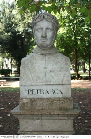 Büste des Francesco Petrarca