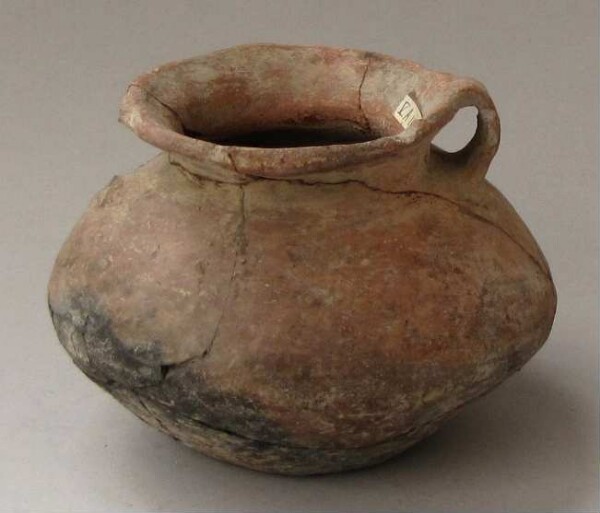 Clay vessel