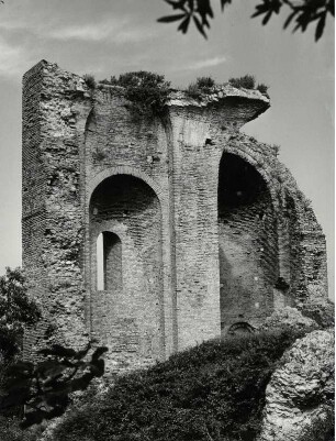 Ruine der Normannenkirche Rocceletta del Vescovo di Squillace