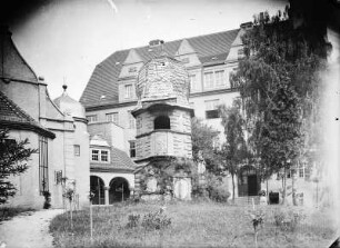 Weida, Pestkanzel im Garten der Bismarck-Schule (heute: Staatliche Regelschule "Max Greil")