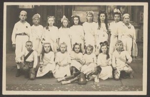 Ansichtskarte Gruppenfotografie "Kinderfest", Luckenwalder Straße 11