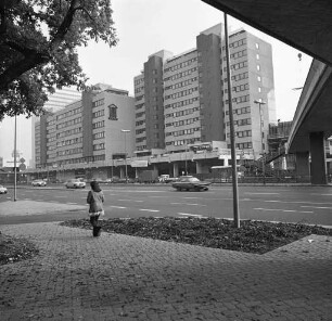 Wohn- und Bürozentrum Nymphengarten an der Südseite der Kriegsstraße