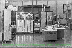 Messwerterfassungsgerät am Institut für Angewandte Kernphysik (IAK)