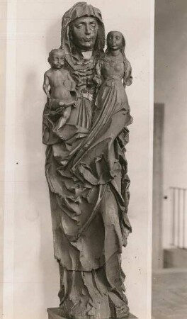 Heilige Anna Selbdritt aus der Dorfkirche Zwickau-Weissenborn : Holz, geschnitzt, farbig gefasst, H=1,50m