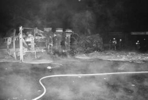 Explosion eines umgestürzten Tanklastzugs auf der Südtangente beim Bulacher Kreuz